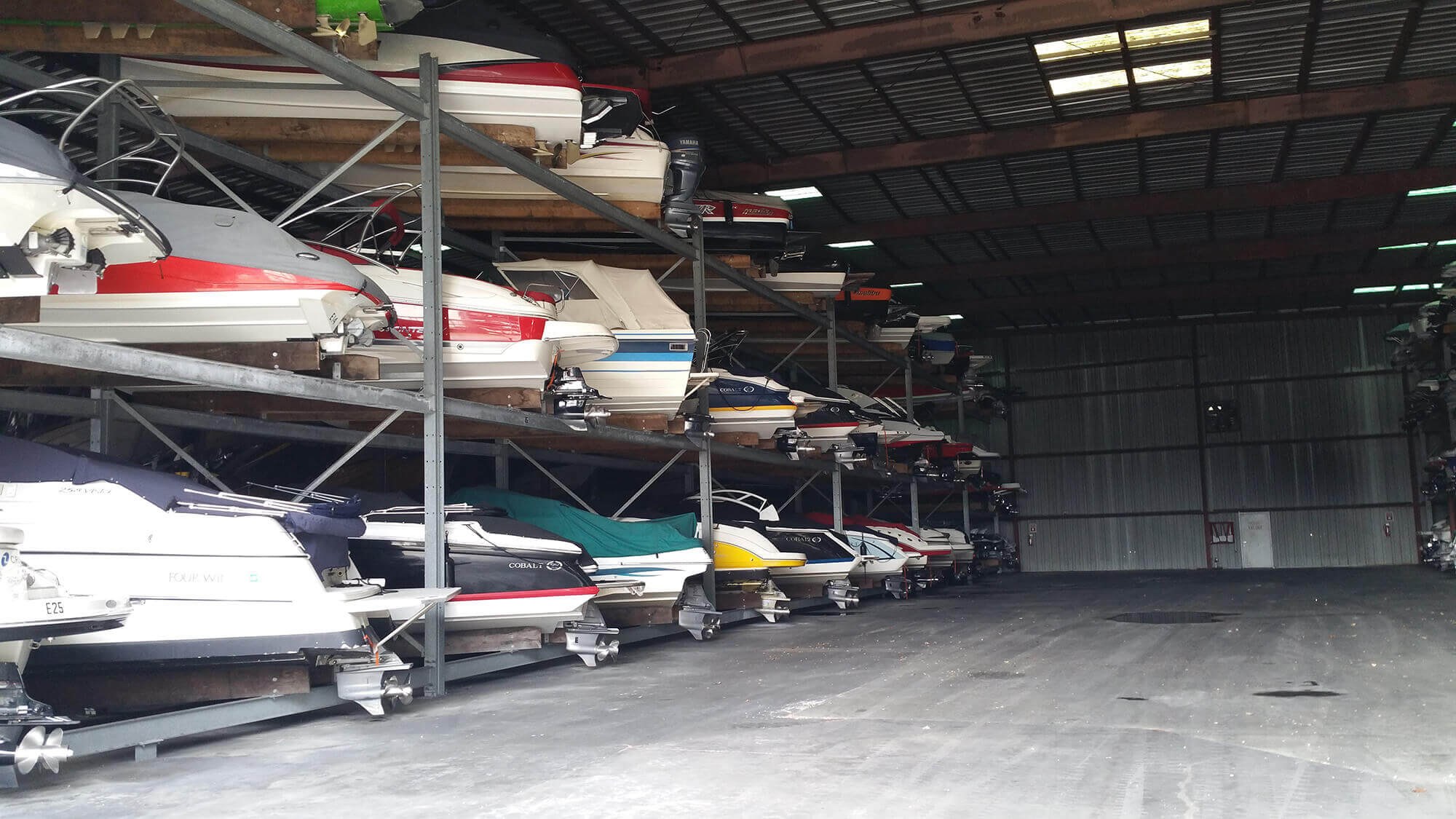 Boat stored in dry boat storage at Lazy Days Marina